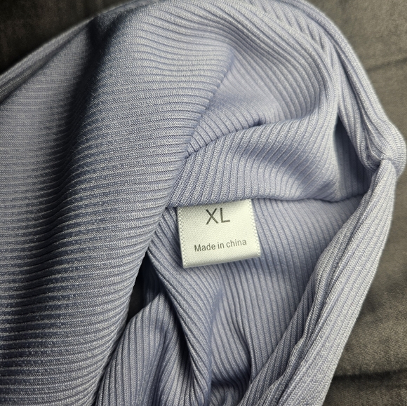 Swim bottoms - Picture 2 of 3